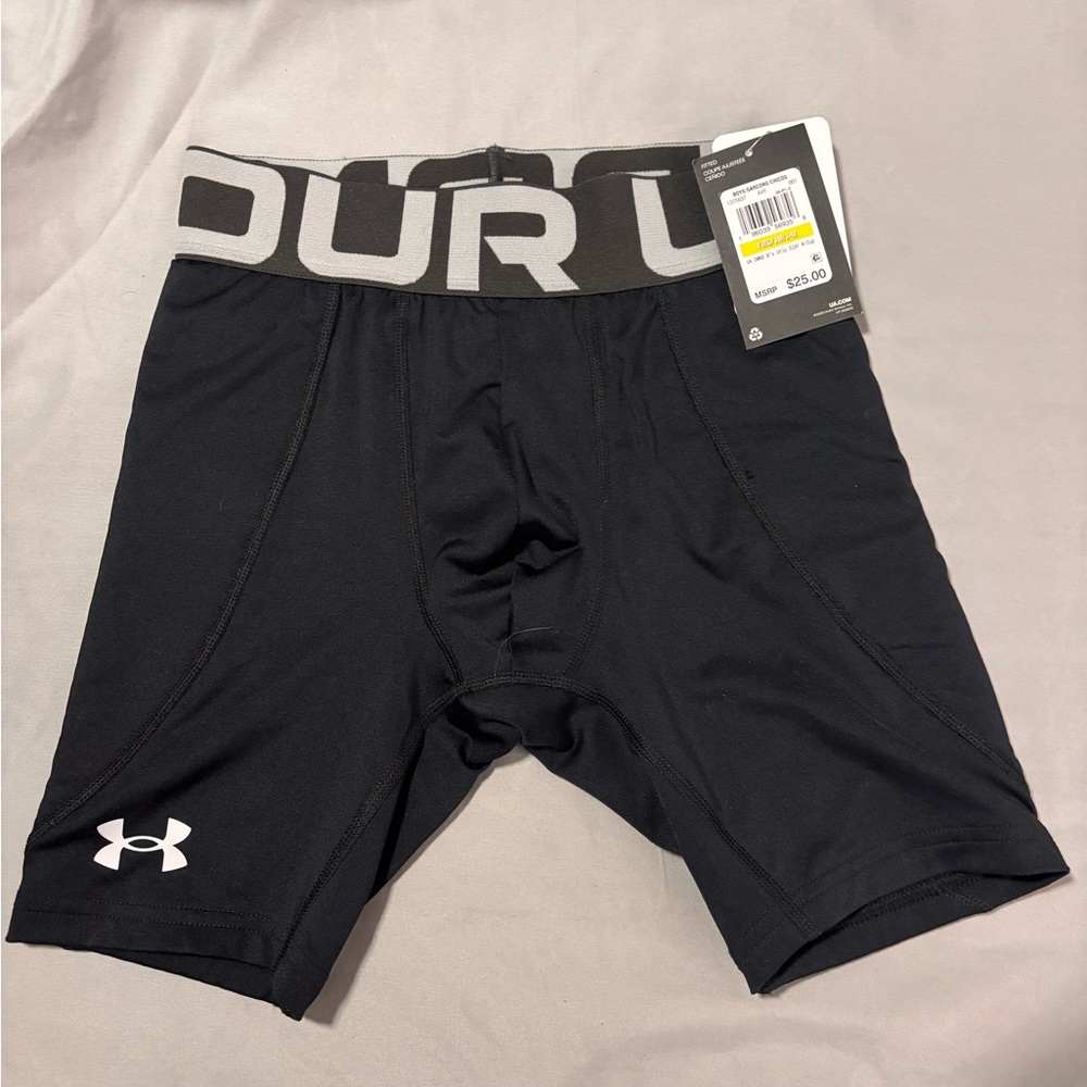 Under Armour Men's Black Athletic Shorts NWT